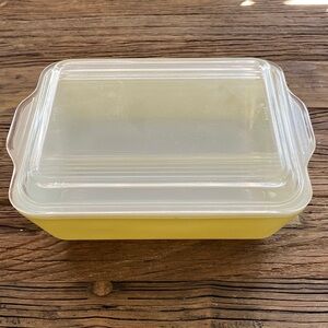 Pyrex Yellow “Fridgie” Vintage Refrigerator Dish